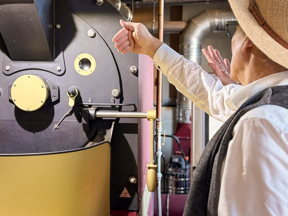 Into the drum – coffee roasting at Kaffeerösterei Kirmse, Zwiesel